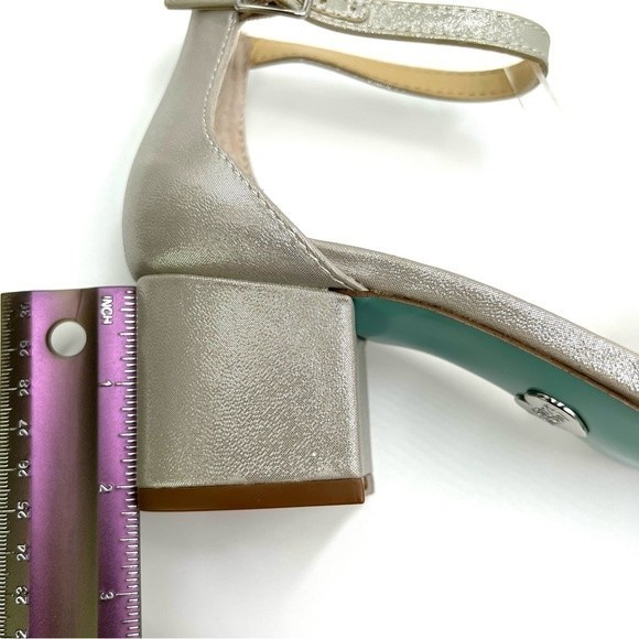 Blue Betsey Johnson Size 7 Mel Jeweled Silver Block Heels Dress Sandals Shoes - Picture 15 of 15